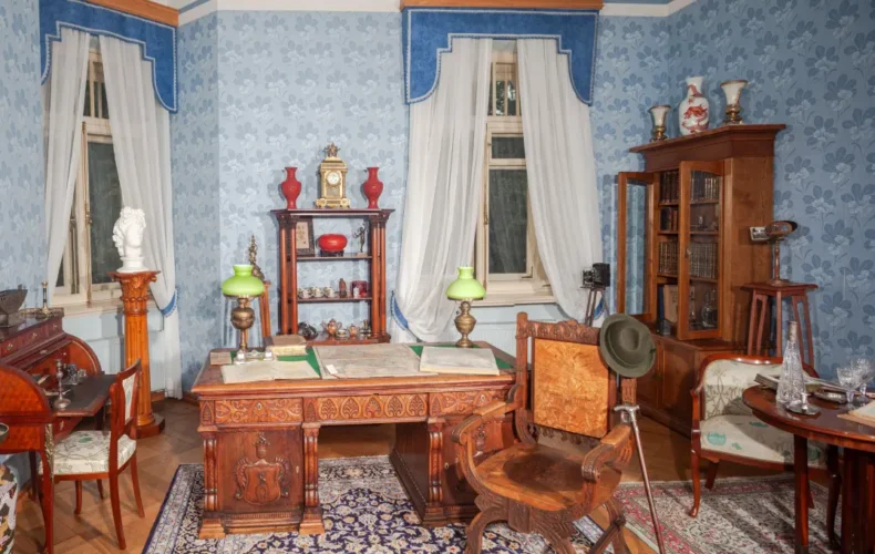 Luznava-kerbedza-kabinets