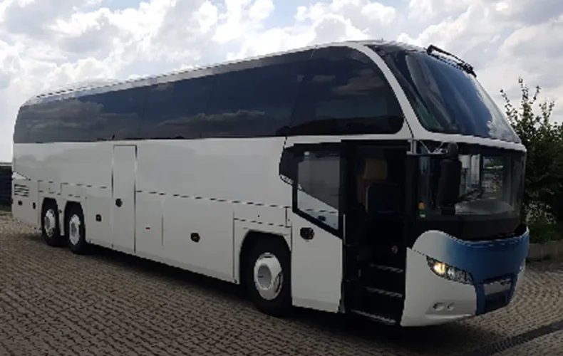 auto-vip-bus-01