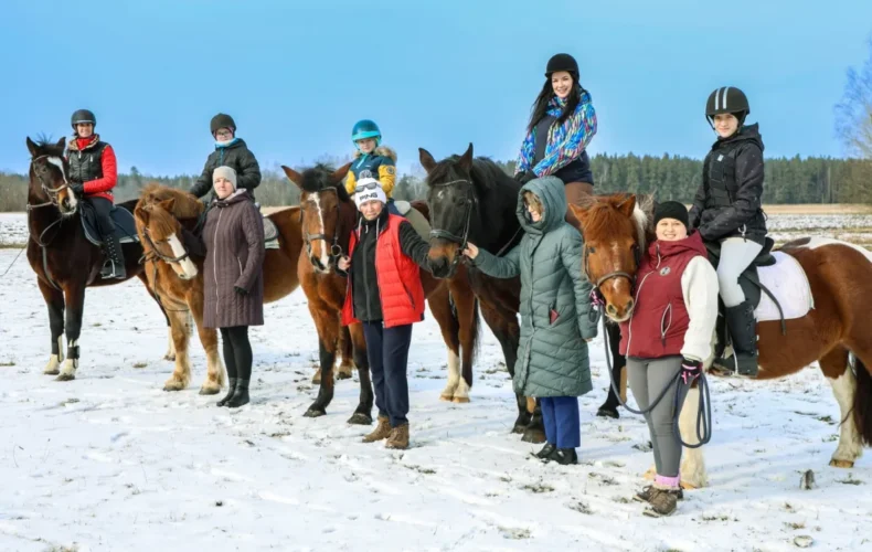 izjades-ar-zirgiem-pakavs-004