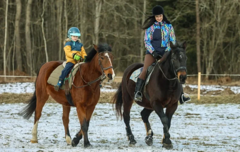 izjades-ar-zirgiem-pakavs-005