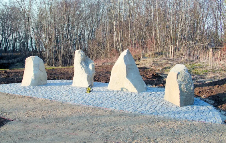 sakas-muizas-parks-un-iezu-ekspozicija-1-007