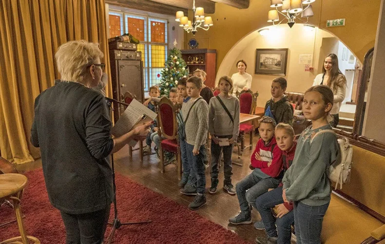 skolenu-ekskursija-cehove-teatri-riga-010