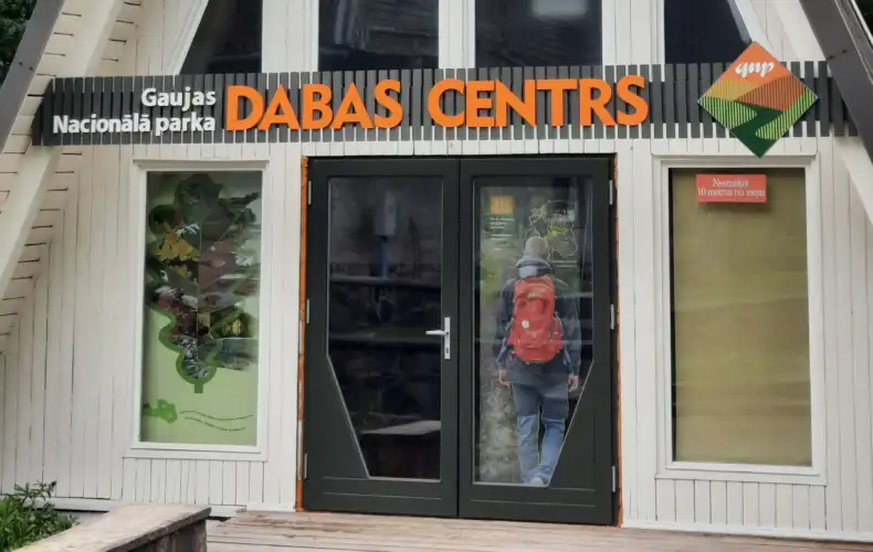 gaujas-nacionala-parka-dabas-centrs-002